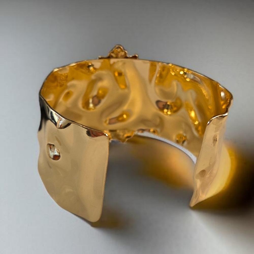 Royal Regal Lion Gold Plated Hammered Cuff Bracelet - Picture 3 of 5